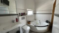 Badezimmer 2
