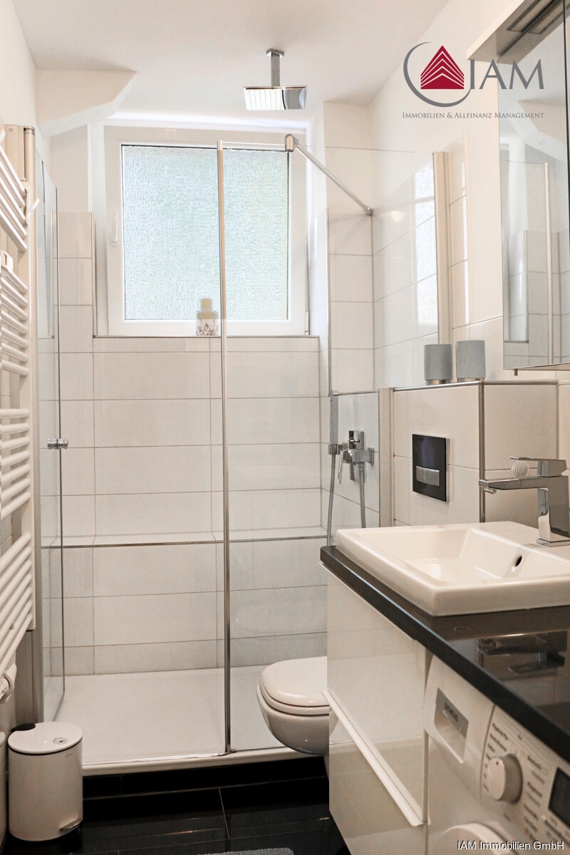 Bad mit Waschmaschine