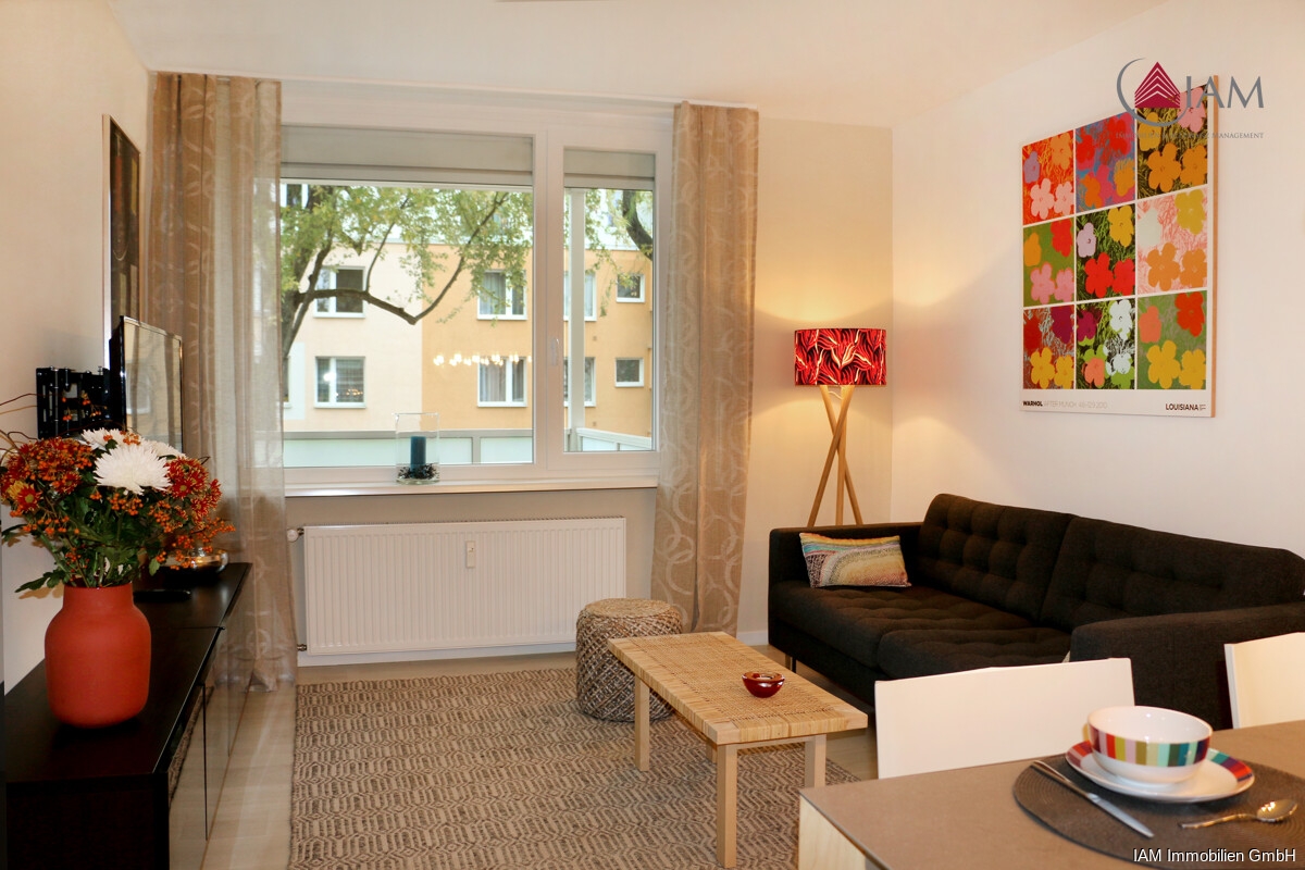 Wohnzimmer & Essplatz